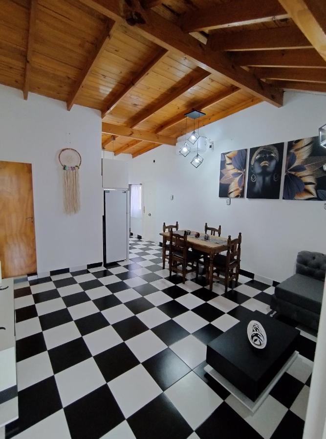 Appartamento Casa Ana, Departamento Amplio A 20 ' Aeropuerto Luis Guillon Esterno foto