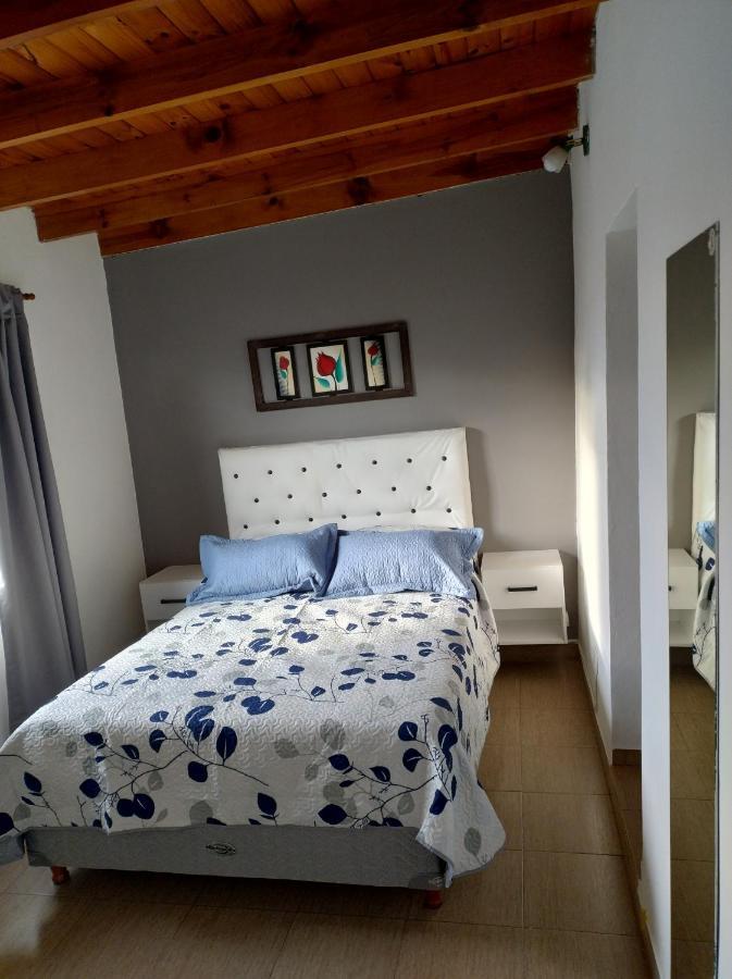 Appartamento Casa Ana, Departamento Amplio A 20 ' Aeropuerto Luis Guillon Esterno foto
